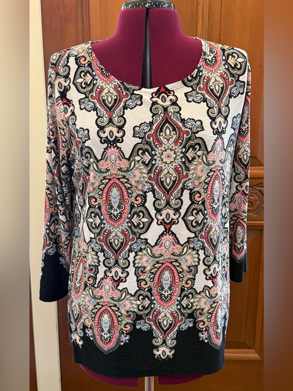 JM Collection Black White and Pink Paisley Scoop Neck 3/4 Sleeve Top